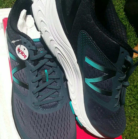 new balance women's 840v4 running shoe